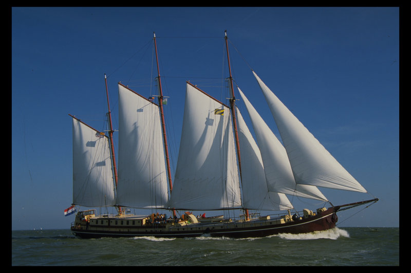 8-daagse zeilvakantie aan boord van het luxe zeilschip Radboud (elke hut beschikt over een eigen douche en toilet) vanuit Enkhuizen