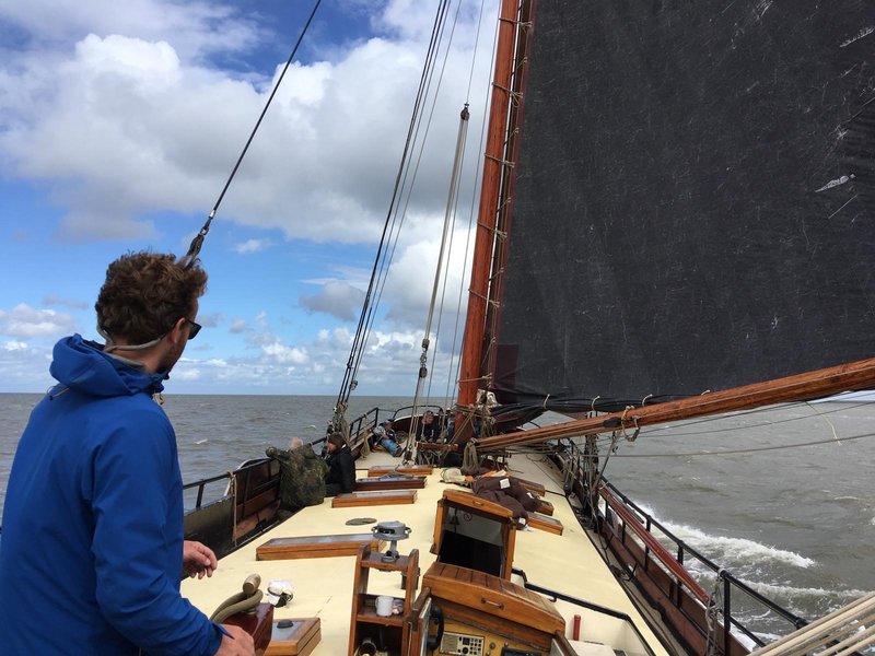 8-daagse vogelreis- en zeilvakantie op het IJsselmeer, Waddenzee, en de Friese meren, aan boord van de Kleine Jager vanuit Enkhuizen, nog 1 bed voor man